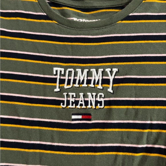 Tommy Hilfiger crop top - Picture 3 of 4